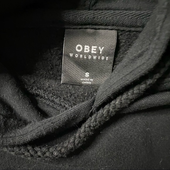 Black Small Obey Pull Over Hoodie - Picture 4 of 4